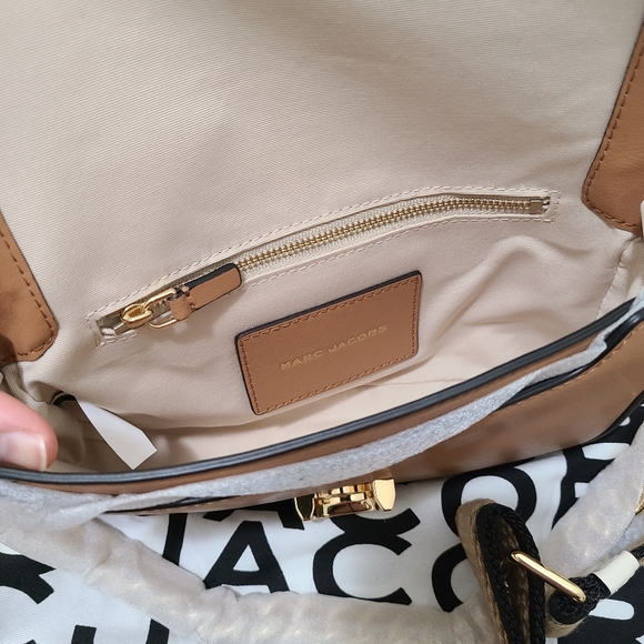 Marc Jacobs - The J Marc Shoulder Bag in Cathay Spice Muti Color - Picture 8 of 15